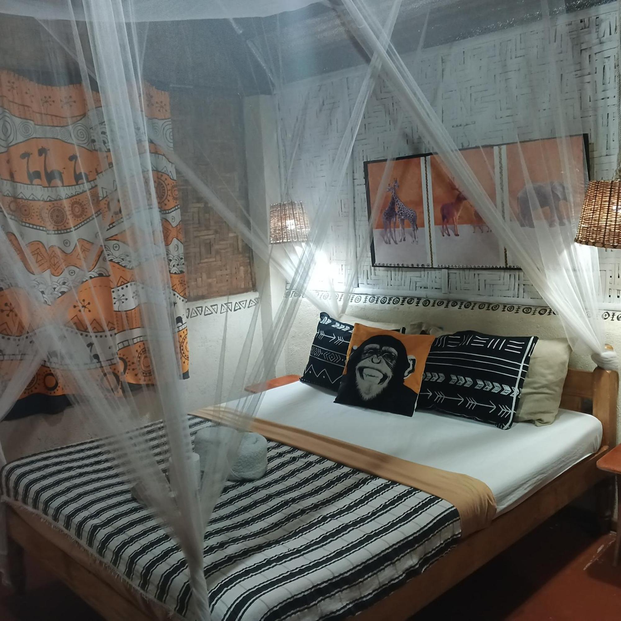 Hotel Two Crazy Monkeys à Bakhawan Extérieur photo
